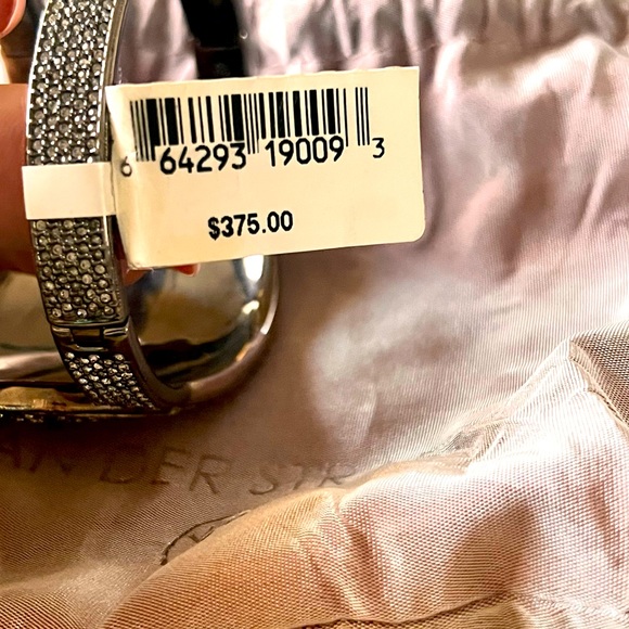 ❌❌SOLD‼️❌❌Nwt**Herve Van Der Straeten Crystal double cuff bracelet - Picture 8 of 8